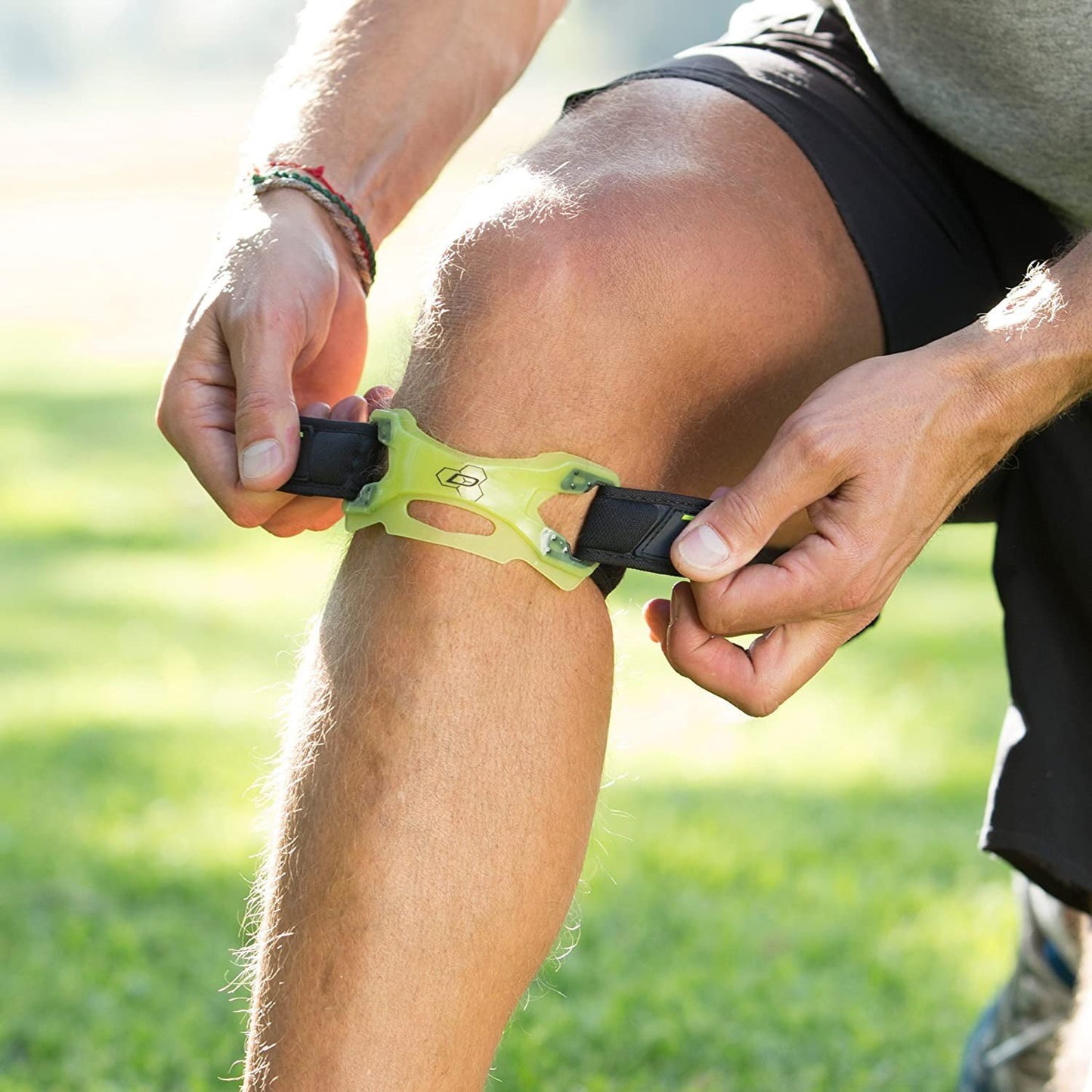 DonJoy Performance WEBTECH Knee Support Strap: Slime Green, Small/Medium