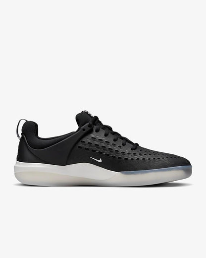 Nike Men'S SB Zoom Nyjah 3 Skate Shoes Size 6